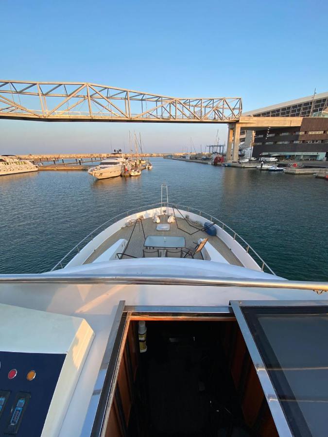 Amazing Boat To Sleep In Barcelona Botel Sant Adria de Besos