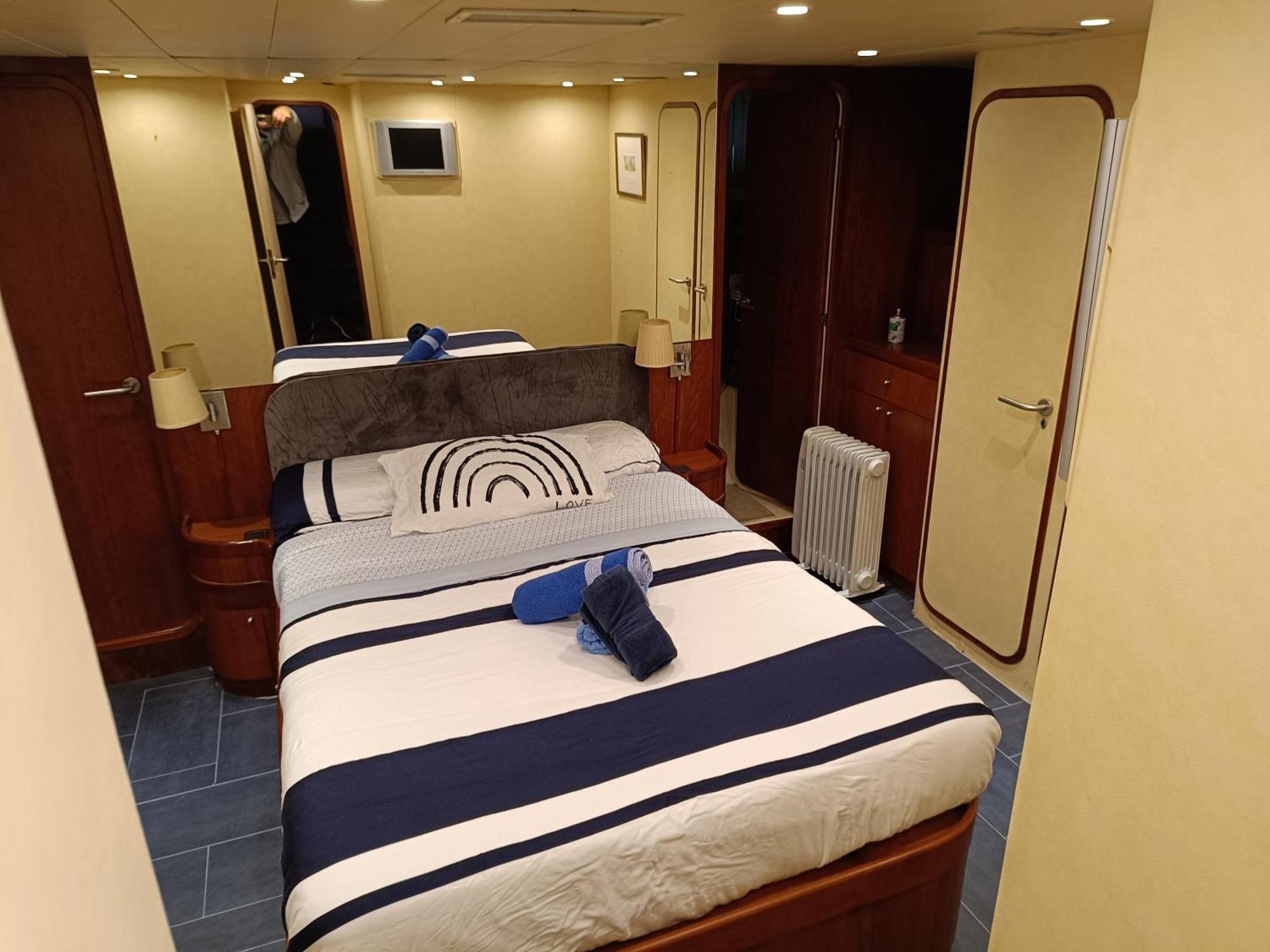 Amazing Boat To Sleep In Barcelona Botel
