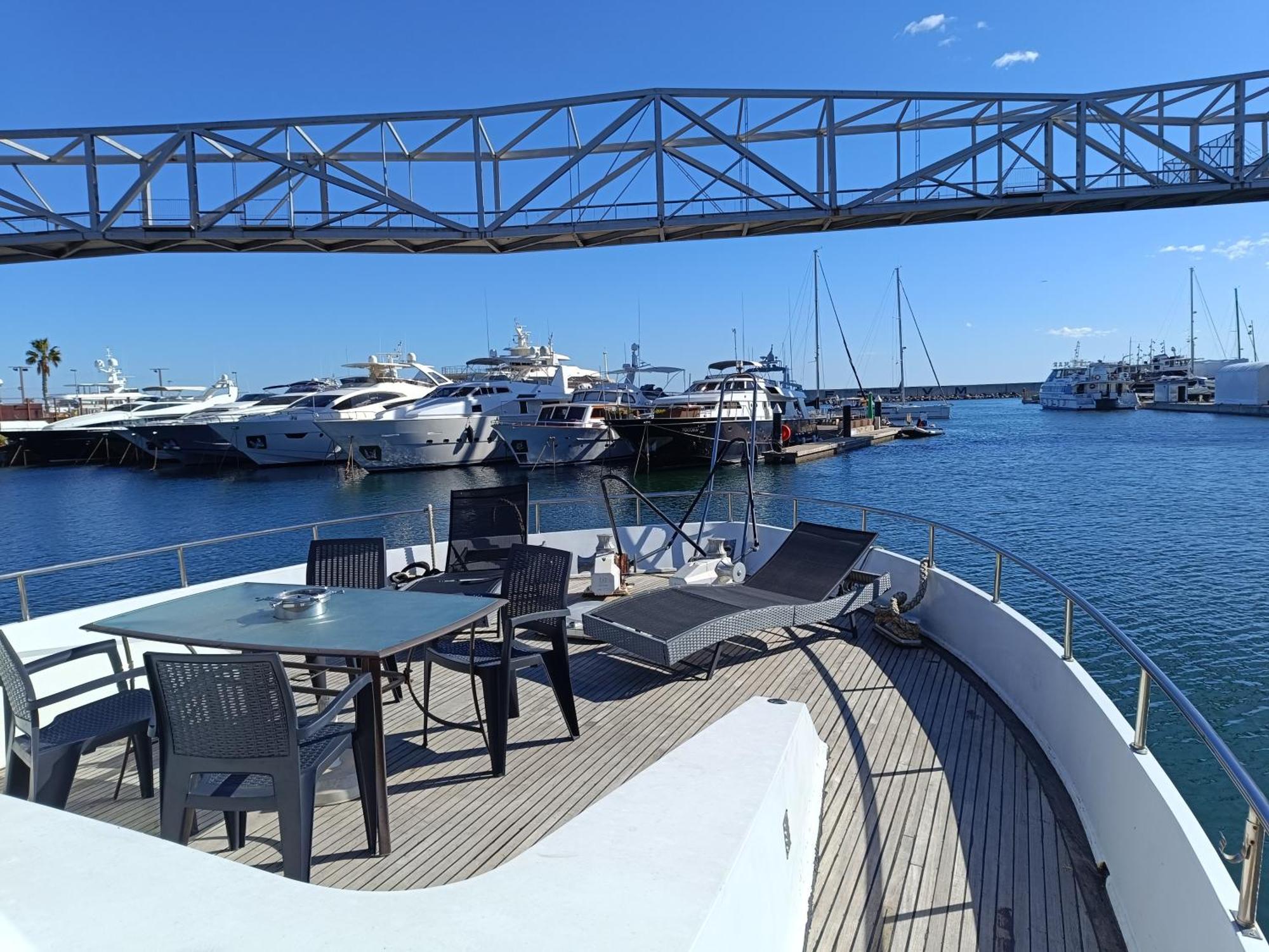 Amazing Boat To Sleep In Barcelona * Sant Adria de Besos